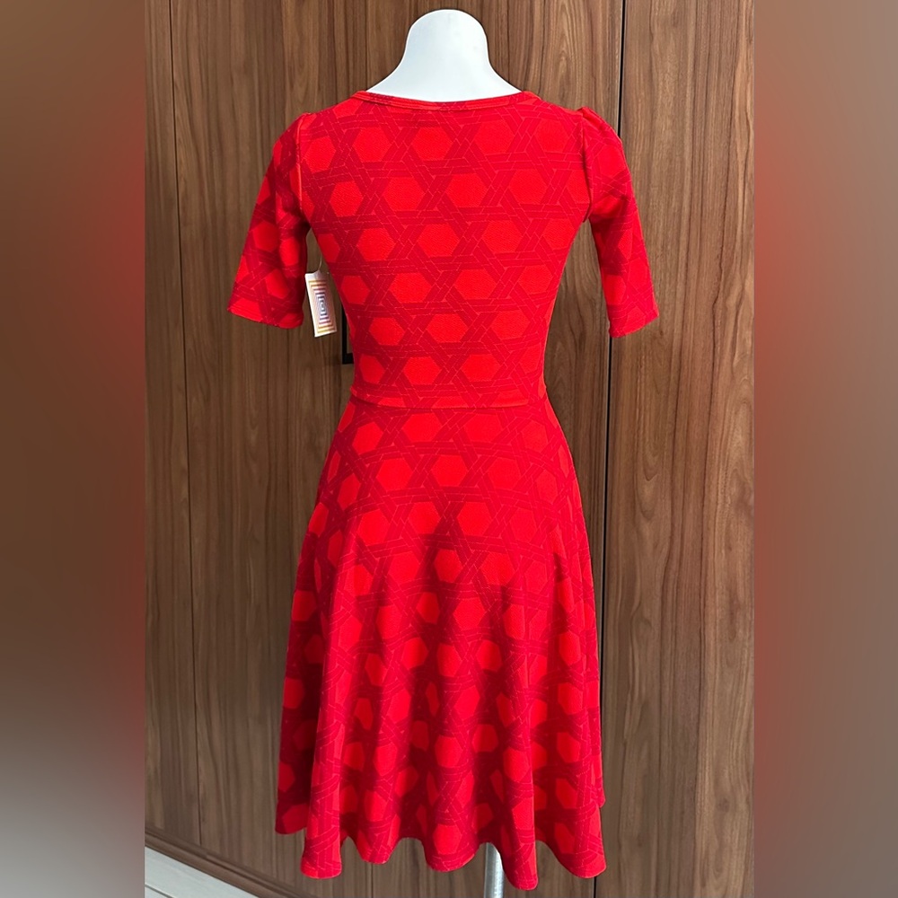 NWT. Elegant Red Patterned Dress Size XXS - Picture 2 of 15